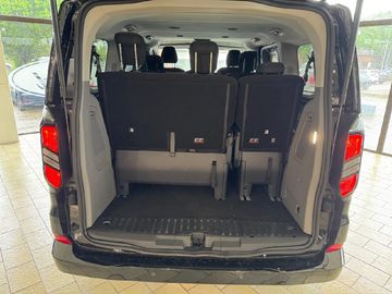 Ford Tourneo Custom 320 L1 Titanium FWD