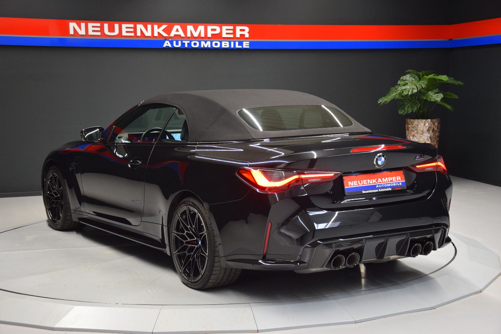Fahrzeugabbildung BMW M4 Cabrio xDrive Competition ACC 360° H&k Leder