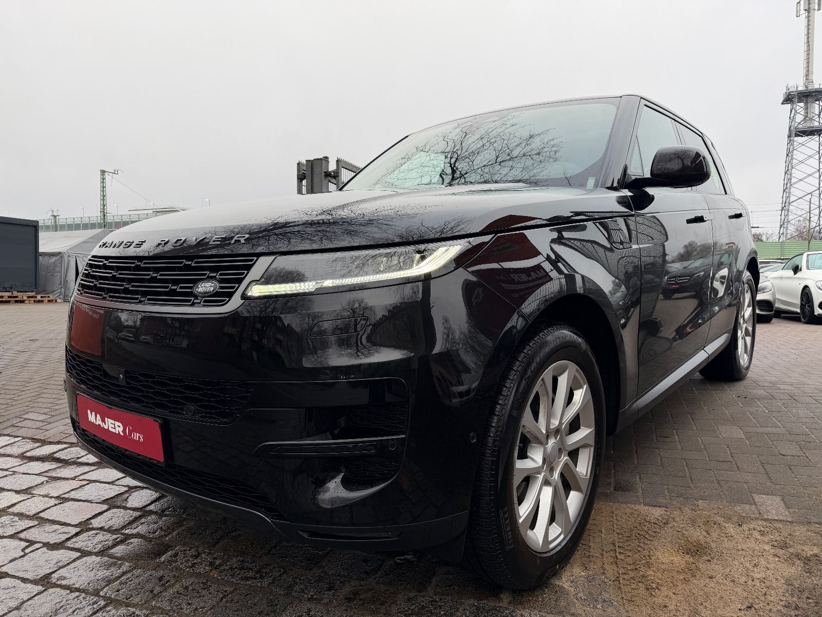 Fahrzeugabbildung Land Rover Range Rover Sport SE*HEADUP*LED*MERIDIAN*MEMORY