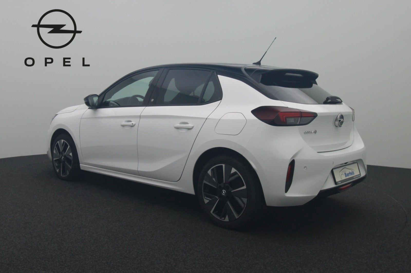 Fahrzeugabbildung Opel Corsa-e F GS-Line NAVI KAMERA LED 11kW