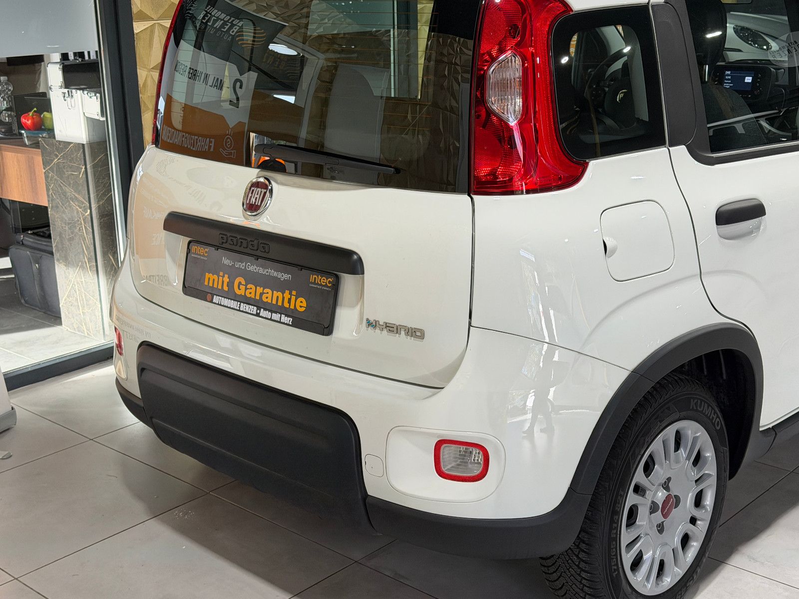 Fahrzeugabbildung Fiat Panda /KLIMA/4-TÜRER/DAB/ALLWETTER/1-HAND