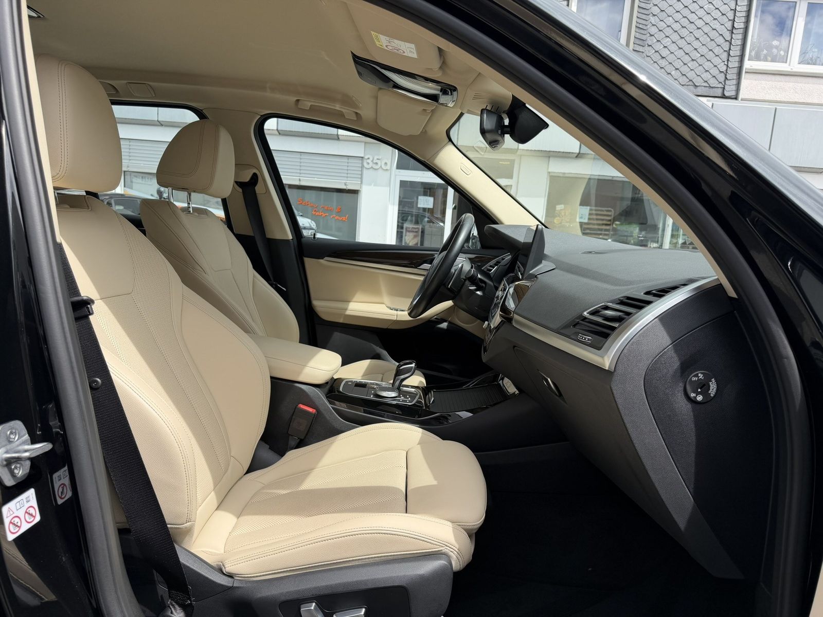 BMW X3 xDrive20d AHK eSportsitze Laser HeadUp LiveCo foto 18