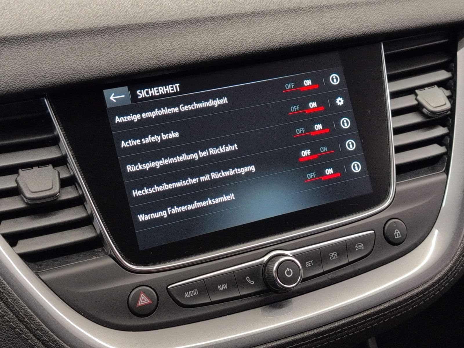 OPEL Grandland X Grandland 1.6 Turbo Ultimate Automatik Navi AHK – Bild 32