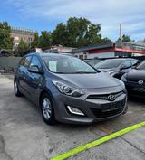 Hyundai i30 cw FIFA World Cup Edition - gebrauchte Hyundai i30 aus dem Jahr 2014
