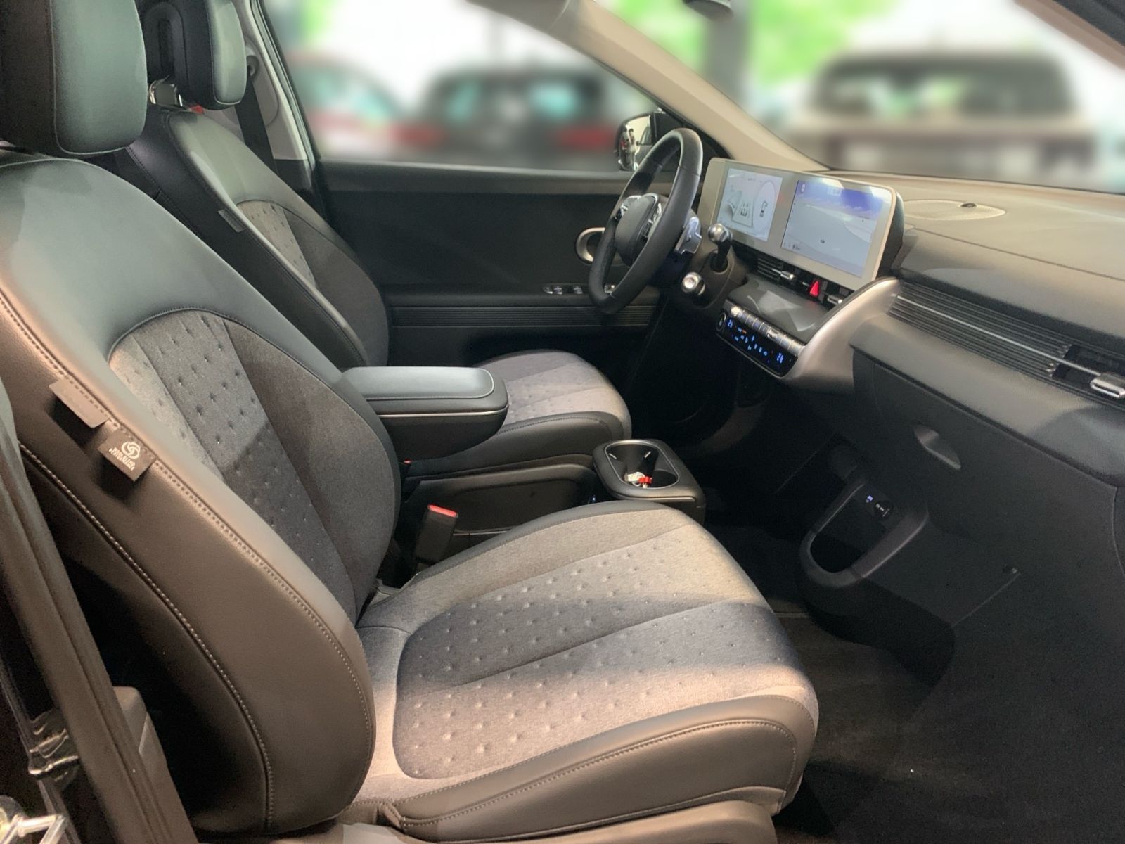 Fahrzeugabbildung Hyundai IONIQ 5 Techniq 4WD 72,6 kWh AHK Allwetter