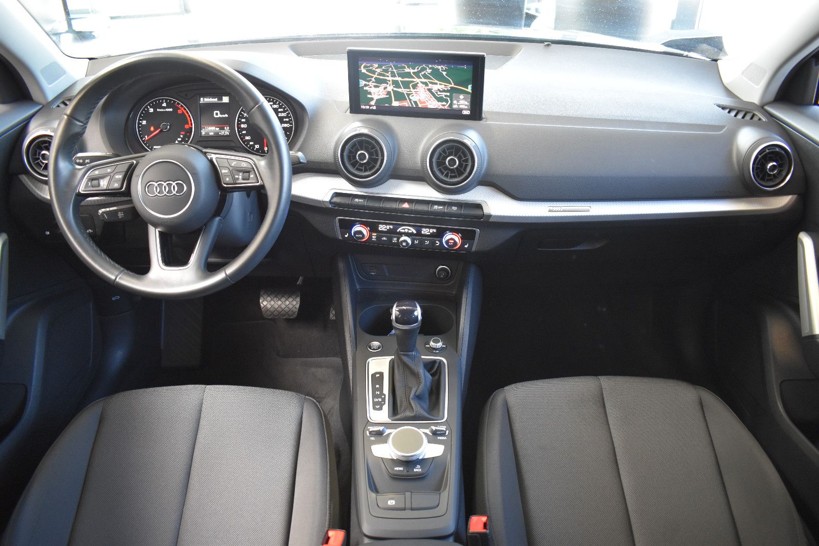 Audi Q2 30TDI S-tronic LED~PDC~Keyless~DAB~Sitzhz. imagem 3