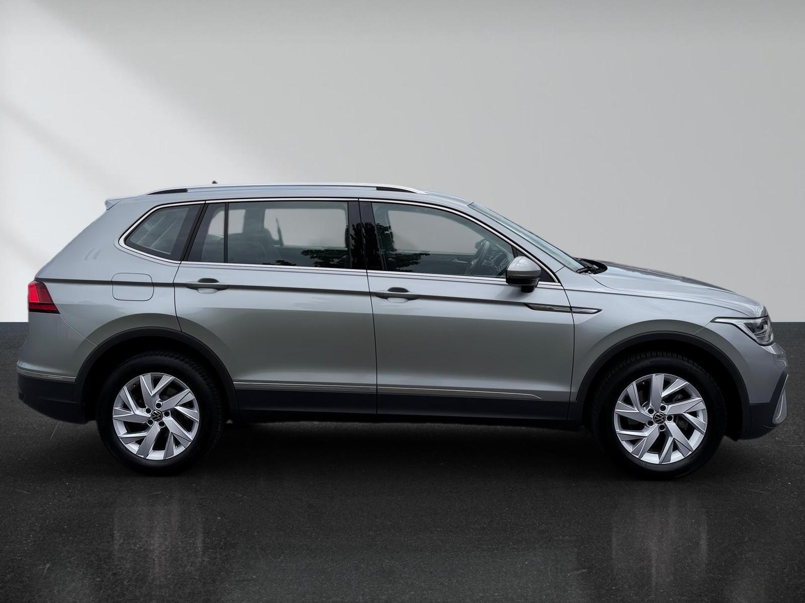 Volkswagen Tiguan Allspace 1.5 TSI ACT Life OPF AHK PDC ...