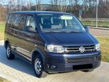 Volkswagen VW T5 Caravelle 2.0 TDI DSG 8-Sitzer - Volkswagen T5 Caravelle aus 2015