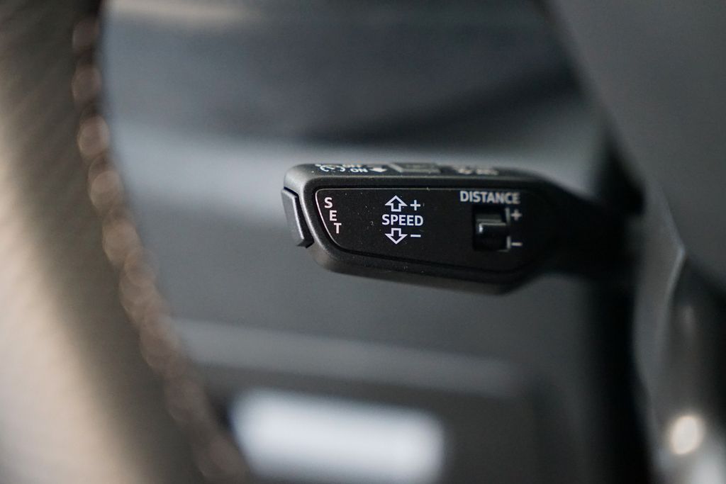 AUDI SQ5 Sportback TFSI | Pano | Carbon | Tech pro AUDI SQ5 Sportback TFSI | Pano | Carbon | Tech pro