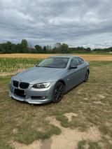 BMW 330i xDrive 3,0L - BMW 330 aus 2007: Coupé