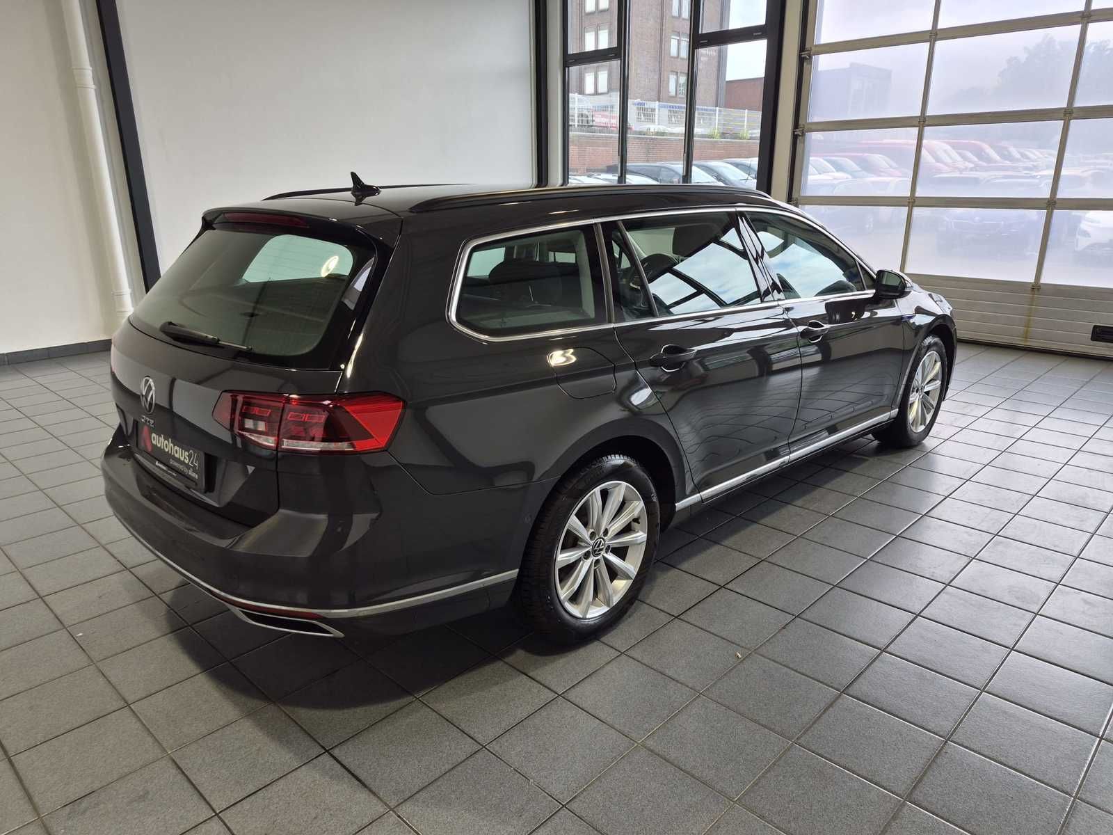 Volkswagen Passat Variant 1.4 TSI GTE Navi ACC LED foto 5