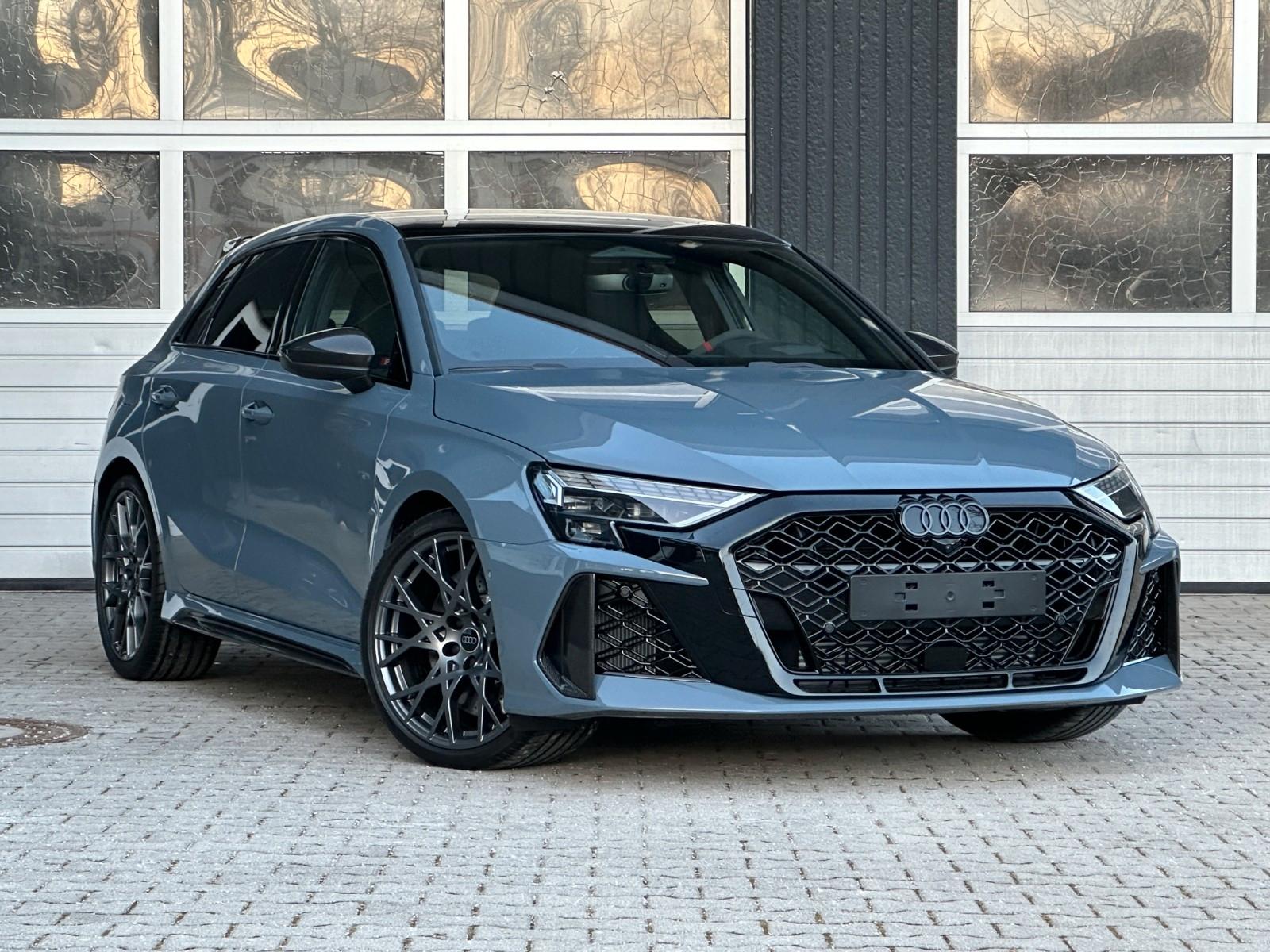 Audi RS3 SPORTBACK QUATTRO CARBON HUD 360 PANO 2026