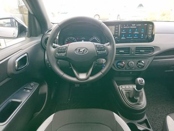 Fahrzeugabbildung Hyundai i10 1.0 Connect & Go NAVI RFK Bluelink