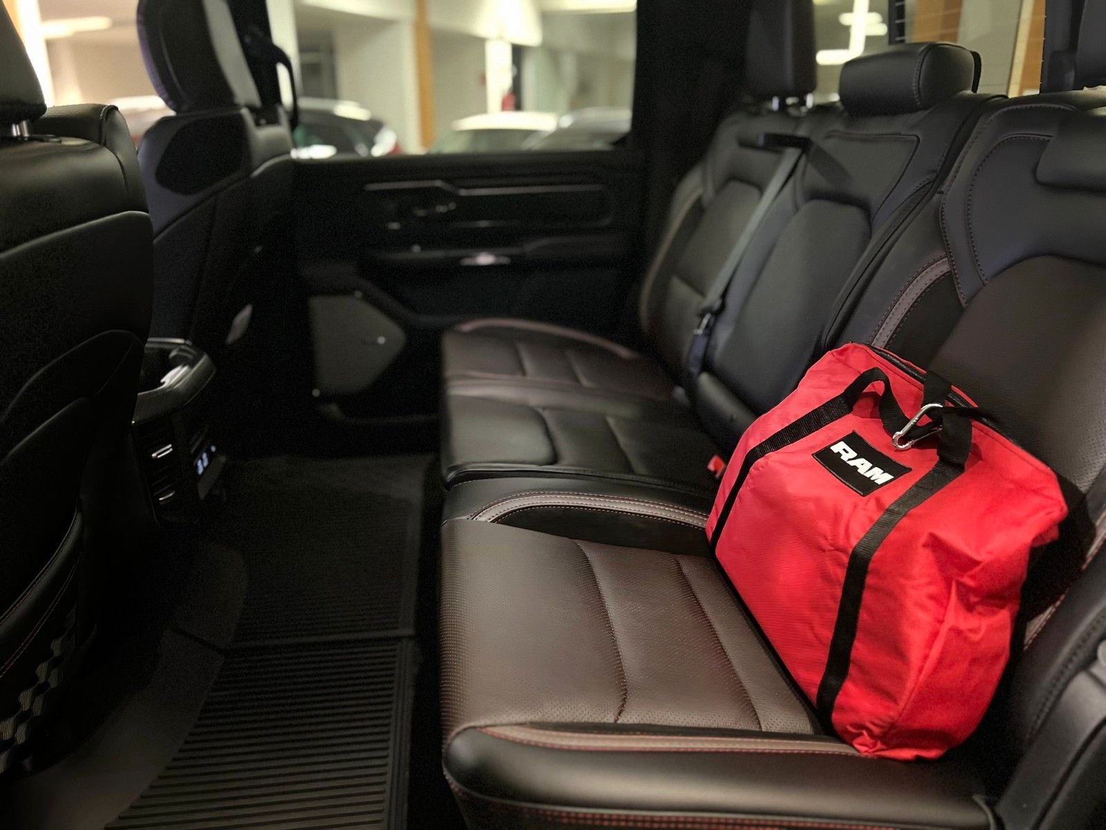 Fahrzeugabbildung Dodge RAM 1500 Rebel X Night 3.0L MY25