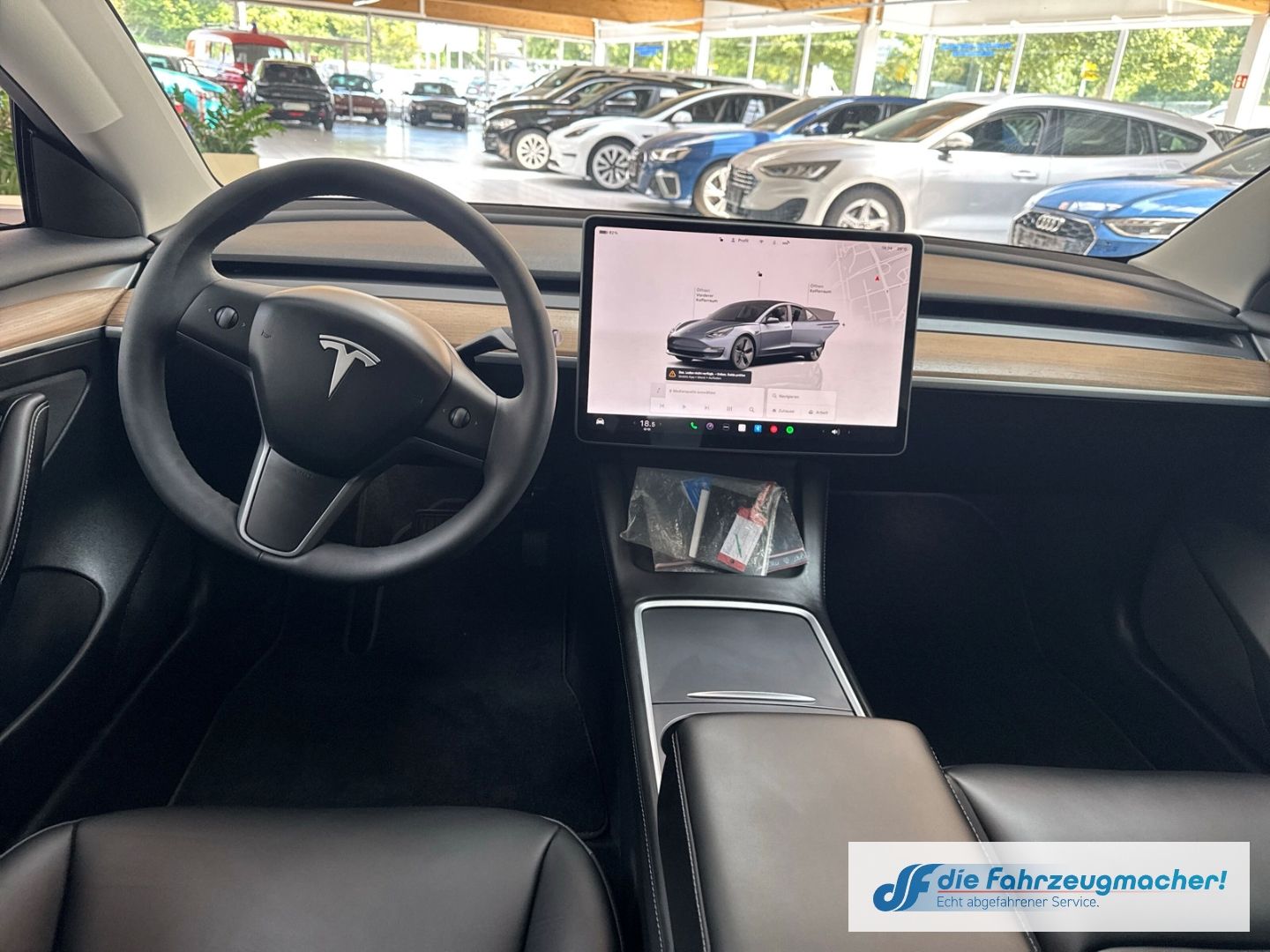 Fahrzeugabbildung Tesla Model 3 Long Range RWD Soundsystem ACC El. Heckk