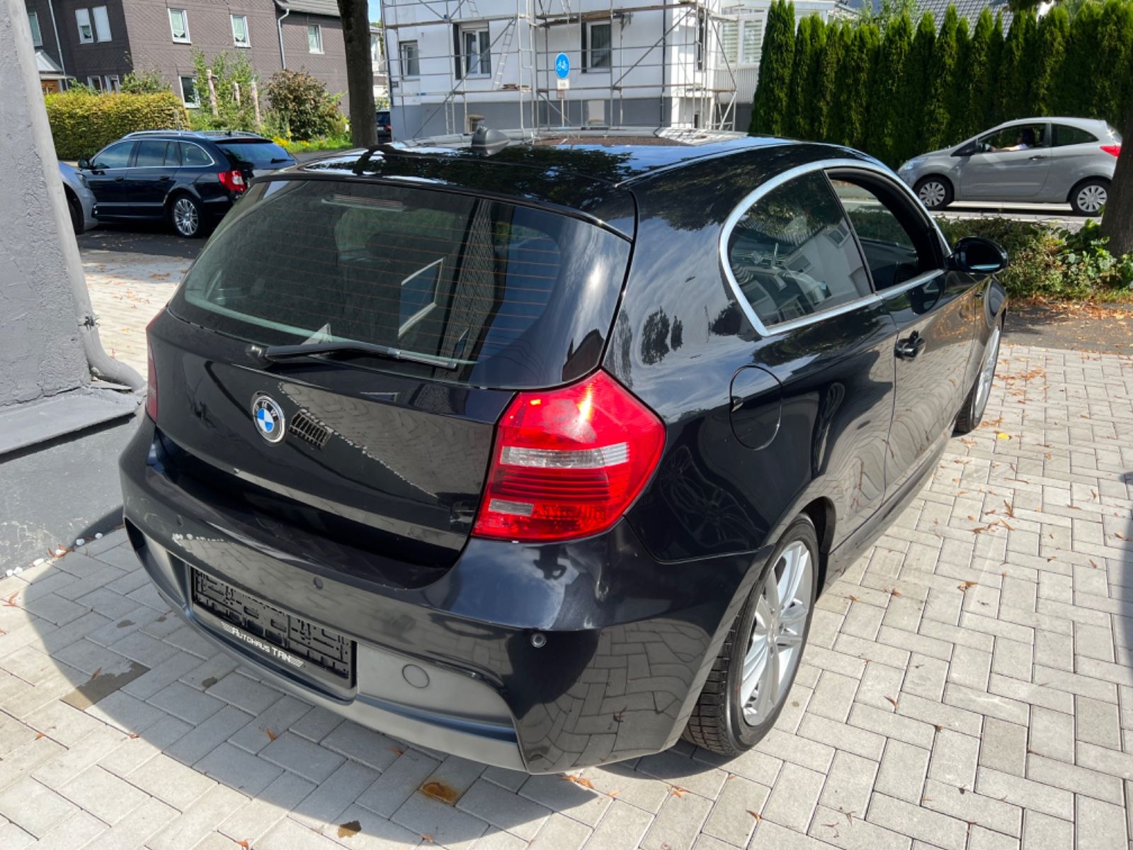 Fahrzeugabbildung BMW 116i * M Paket * KEIN TÜV