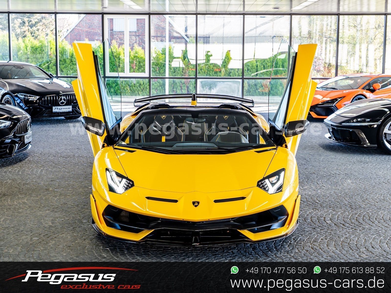 LAMBORGHINI Aventador - 10