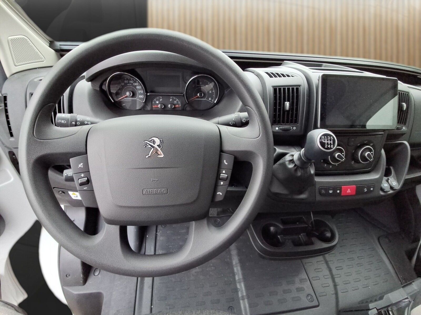 Fahrzeugabbildung Chausson Teilintegriert 724 Etape Line Peugeot 140 PS