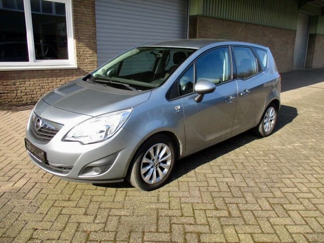 Opel Meriva B Active AHK ,Alu,sauber