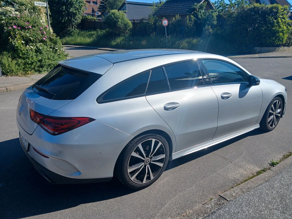 Image of Mercedes-Benz CLA 220 Shooting Brake
