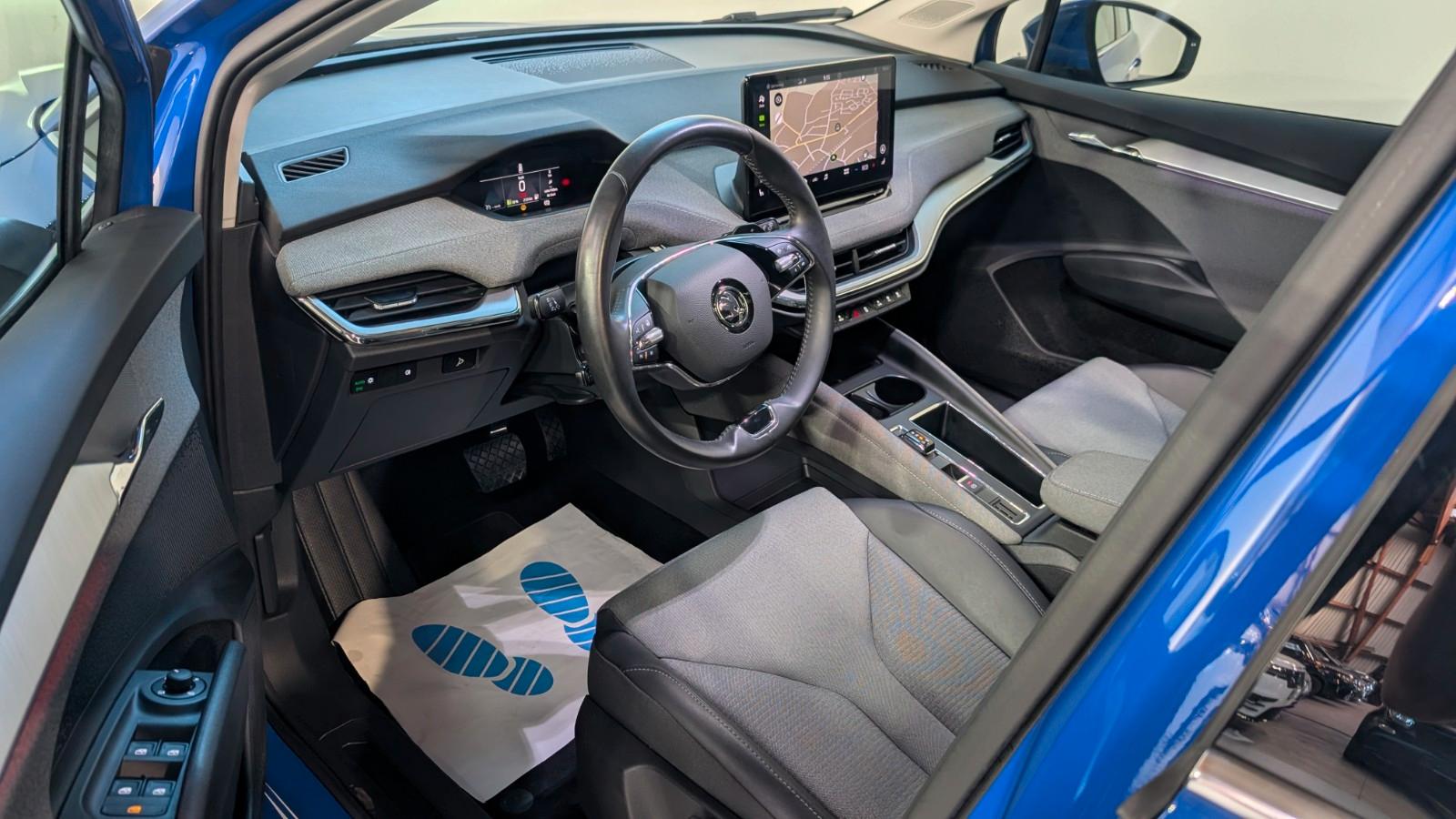 Skoda Enyaq 80 Loft KAM*LANE*SHZ*19"