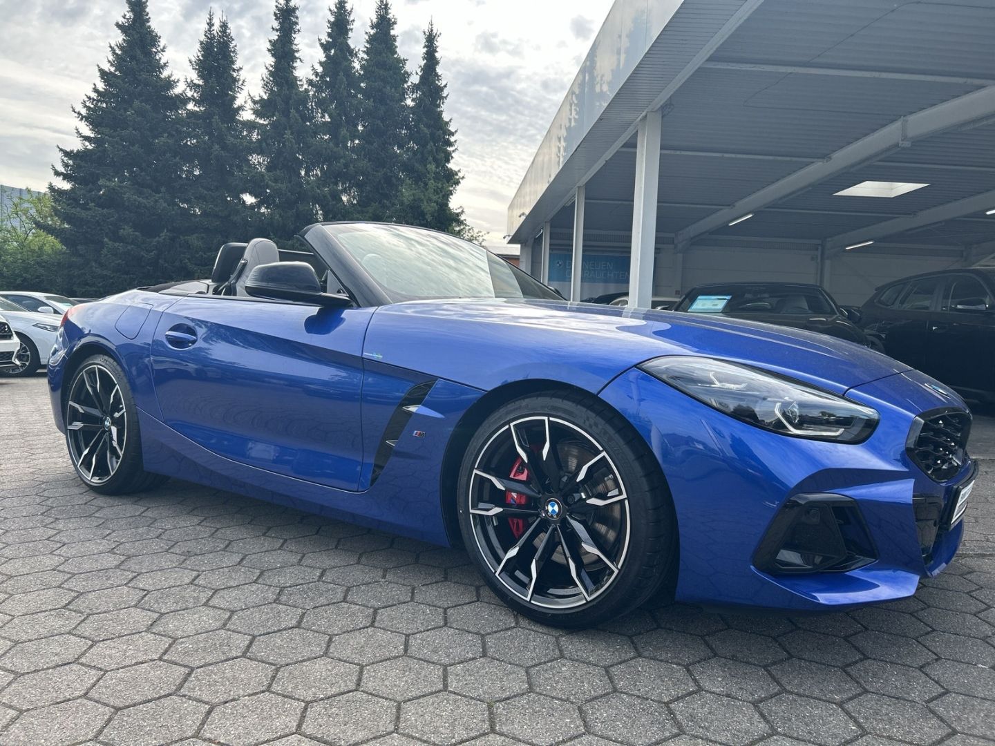 Fahrzeugabbildung BMW Z4 M40 i Schalter Pure Impulse Lenkradheizung Na