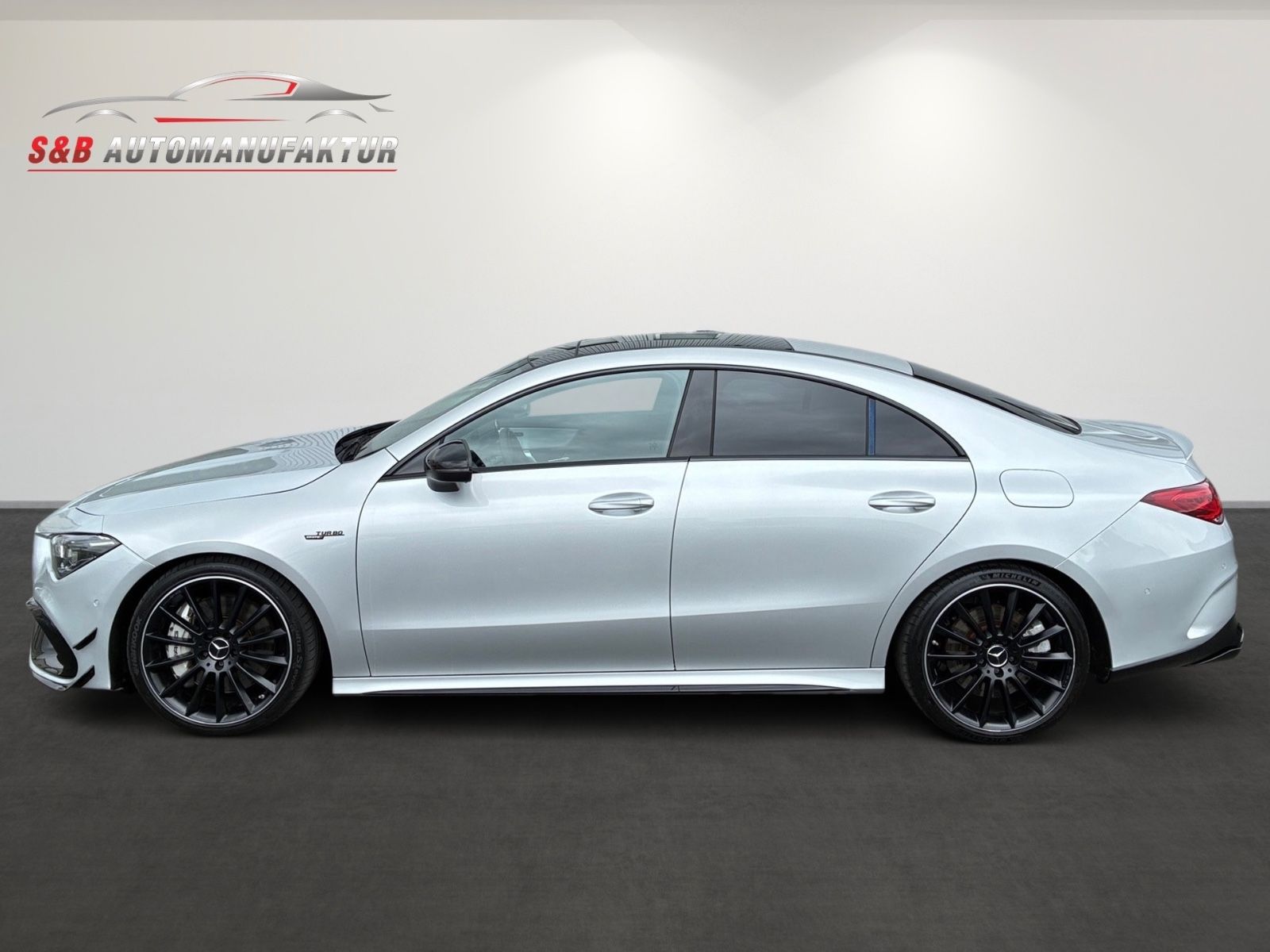 Mercedes-Benz CLA 35 AMG 4M Pano Kamera Multibeam Ambiente LED foto 6