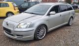 Toyota Avensis Kombi 2.2 D-CAT Executive - Toyota Avensis aus 2005: Kombi