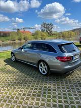 Mercedes-Benz C 400 4MATIC T Autom. - - silberne Mercedes-Benz C 400
