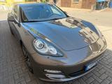 Porsche Panamera 4S S - Porsche: Beige