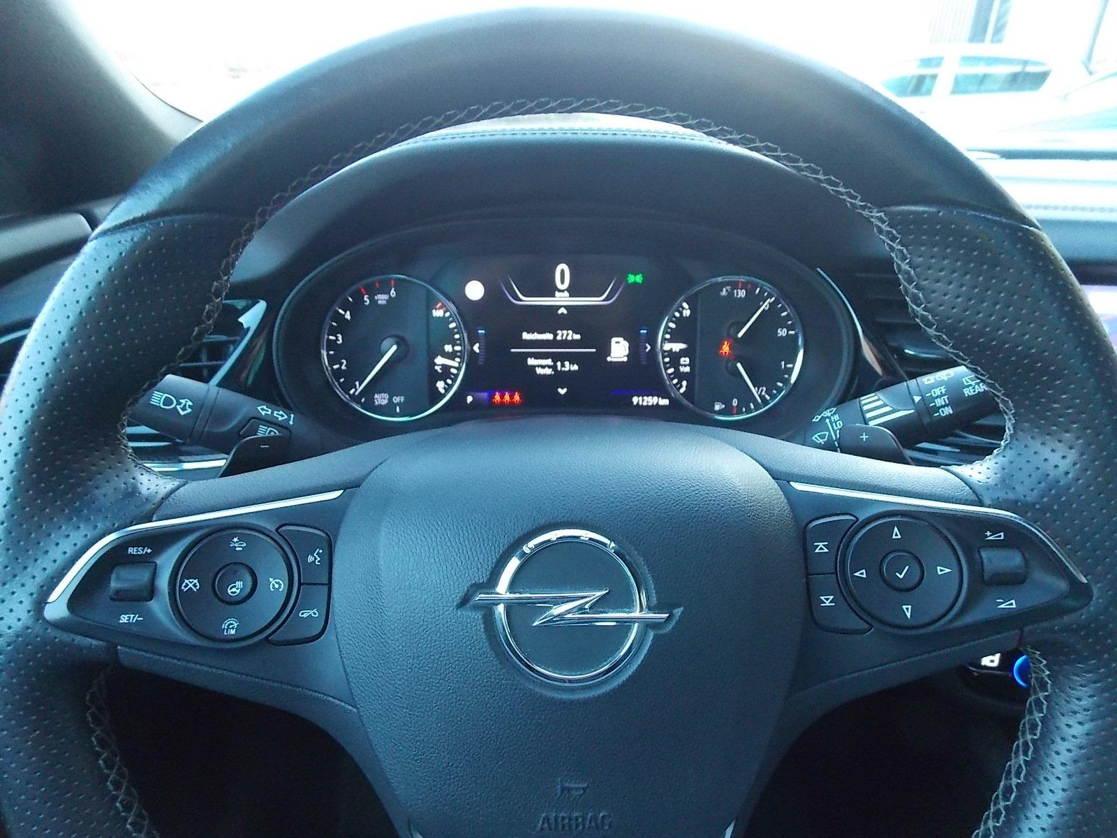 Opel Insignia B Sports Tourer 2.0 BiTurbo 4x4 GSI