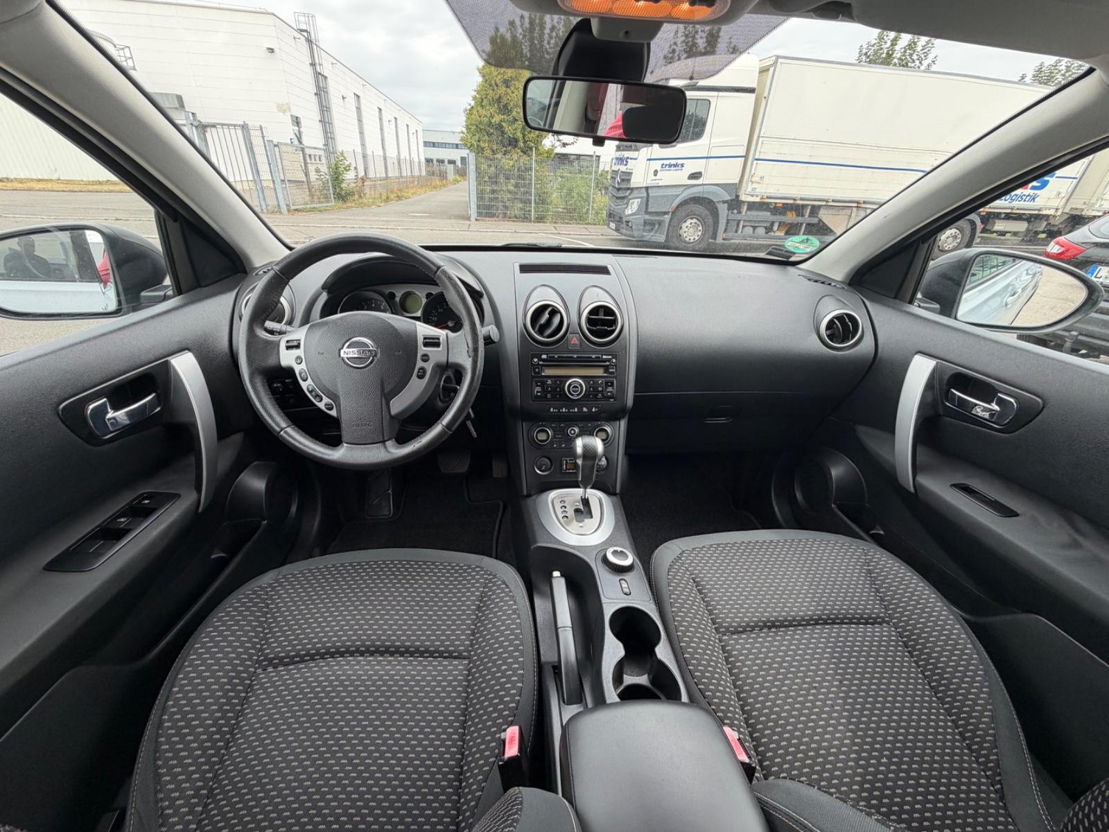 Nissan Qashqai+2 2008 — photo 24