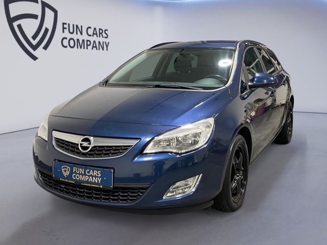 Opel Astra J Sports Tourer /Lenkradheizung/Tempo./PDC