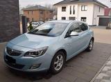 Opel Astra J Turbo - Opel Astra aus 2010: Turbo