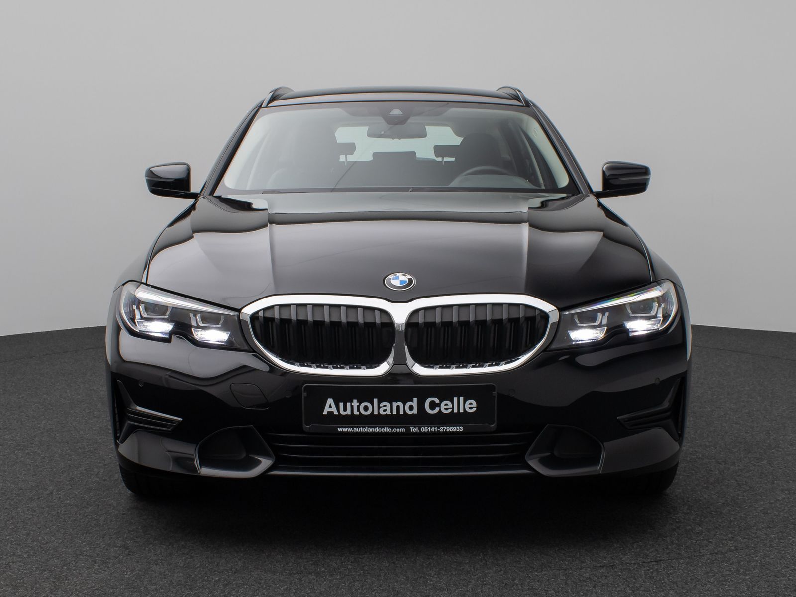 Fahrzeugabbildung BMW 320d Sport Line Kamera DAB HiFi Lordos Alarm LED