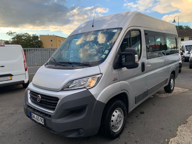 Fiat Ducato Luxusbus  Rollstuhlrampe 9 Einzelsitze