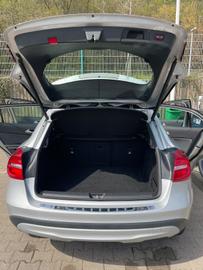 صورة 4 لـ 2014 Mercedes-BENZ GLA