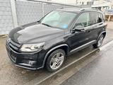 Volkswagen Tiguan 2.0 TSI DSG  Bi-Xenon Pano Navi R.Kamera - Volkswagen in Düren