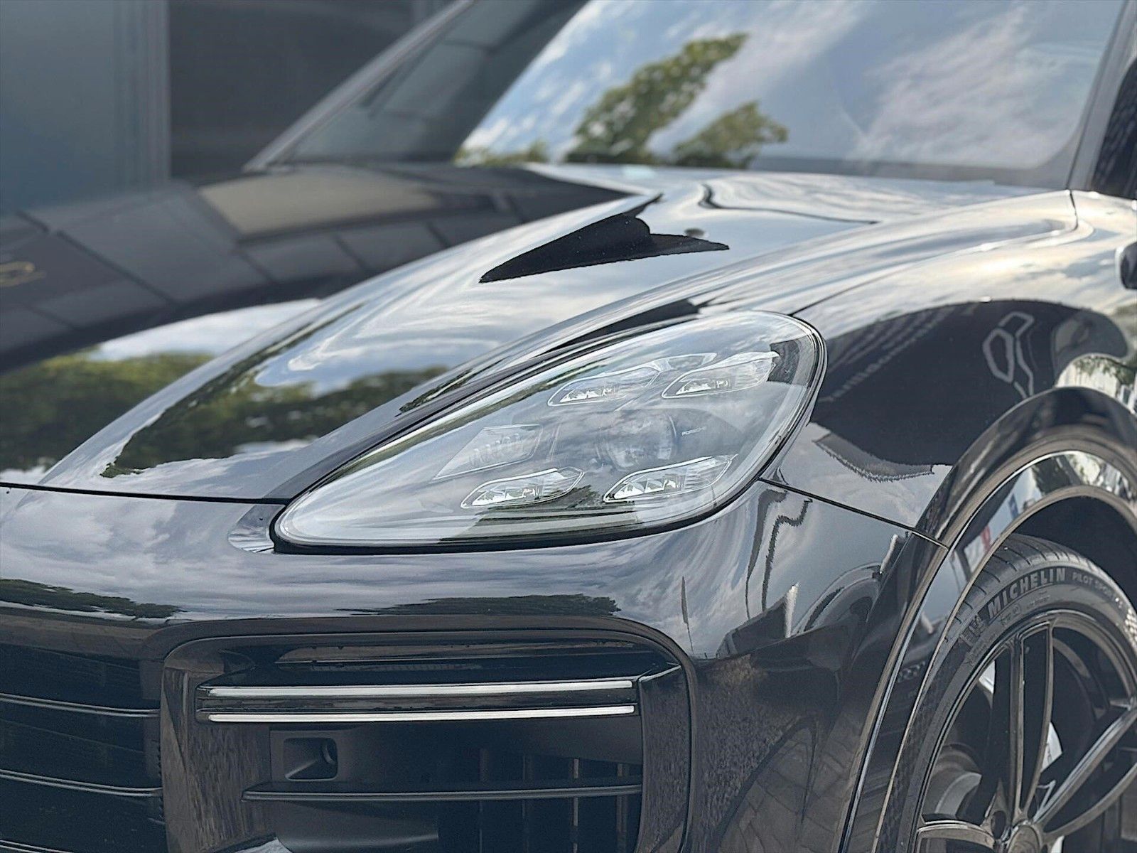 Fahrzeugabbildung Porsche Cayenne Turbo Black Edition *Matrix*ACC*TECHART*