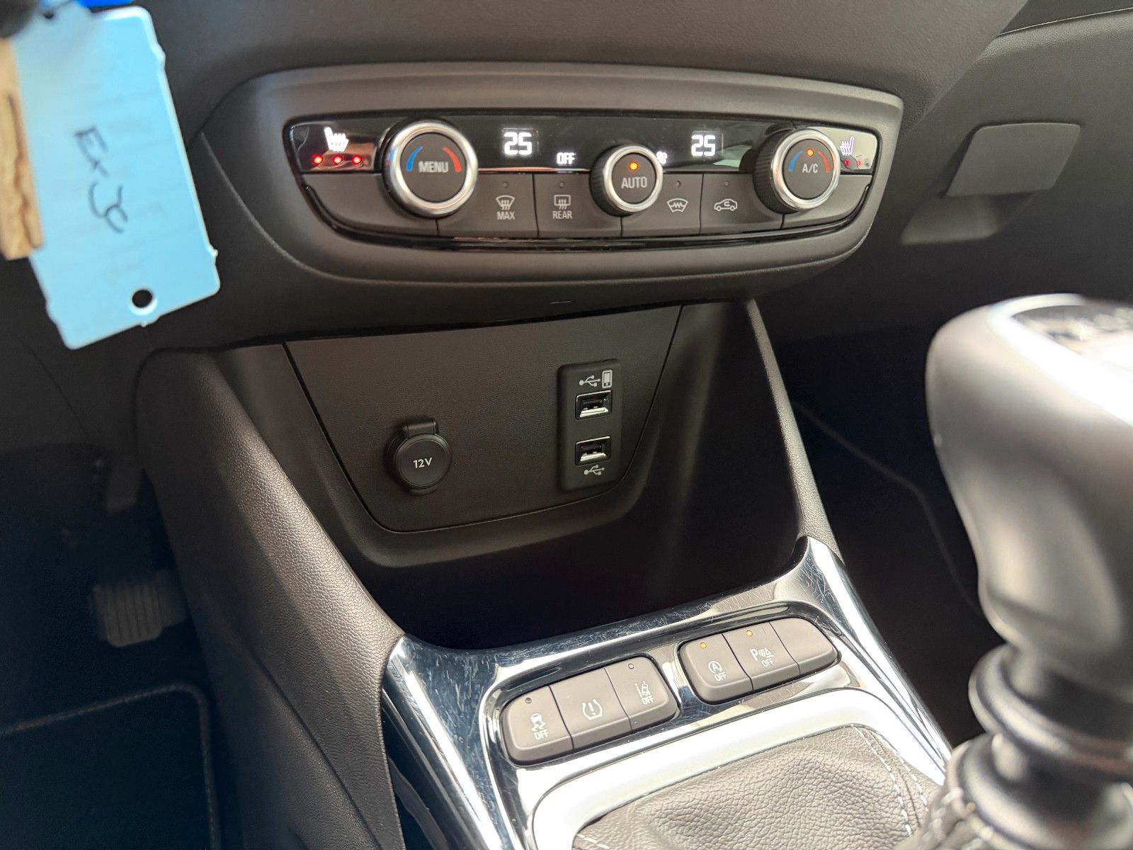 Fahrzeugabbildung Opel Crossland Elegance 110PS NAVI/Kamera/LED!