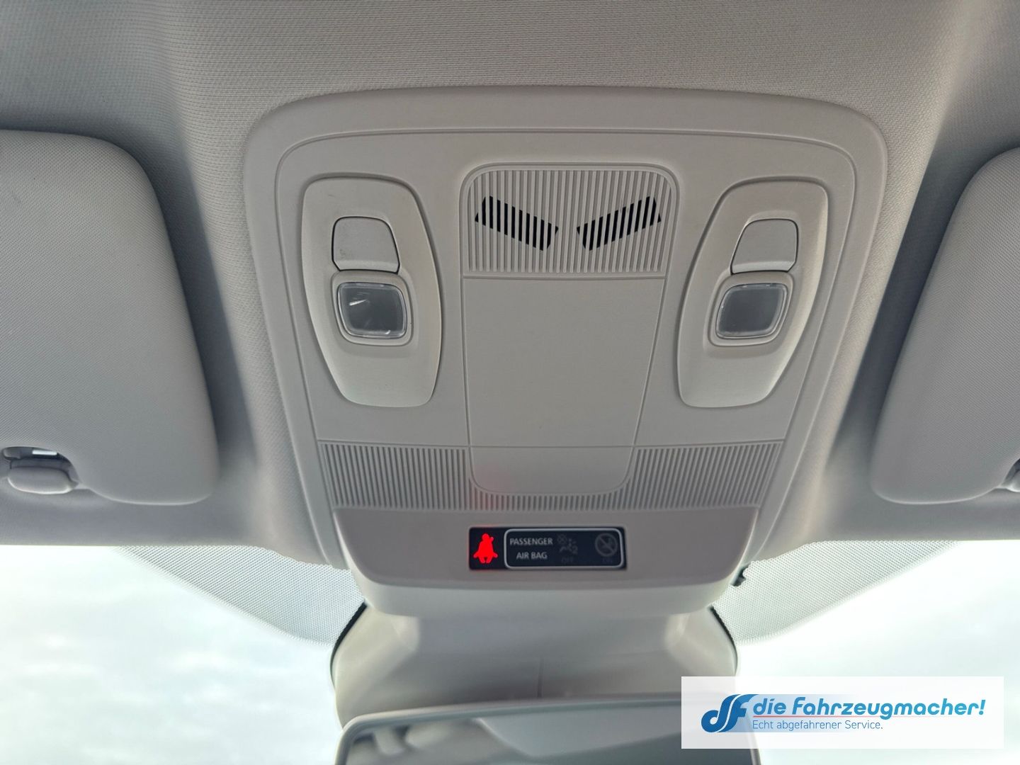 Fahrzeugabbildung Renault Megane IV Grandtour Automatik Limited *EXPORT