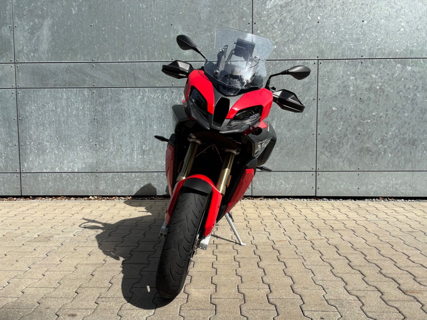 Fahrzeugabbildung BMW S 1000 XR Touren- und Dynamik Paket Seitenkoffer