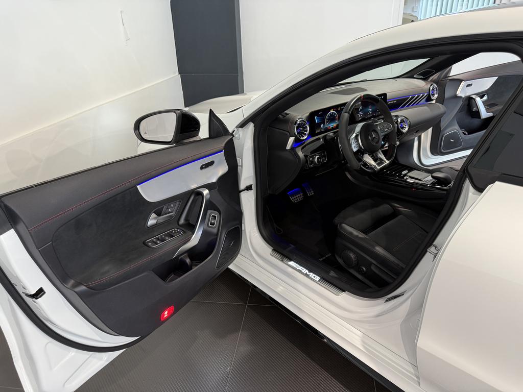 Mercedes-Benz CLA 35 AMG