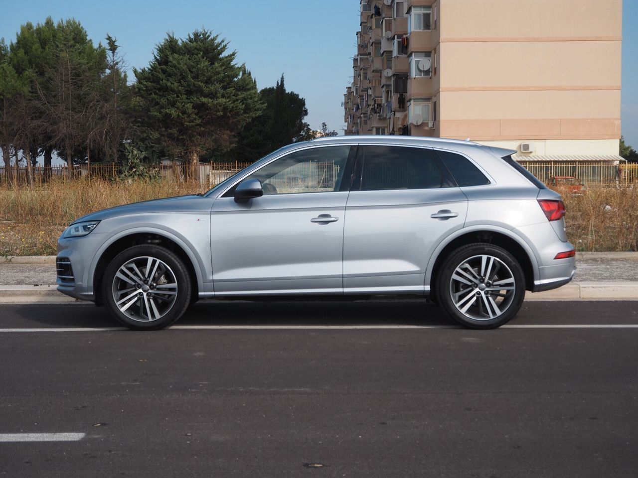 Audi Q5 40 TDI quattro S tronic line plus imagem 3