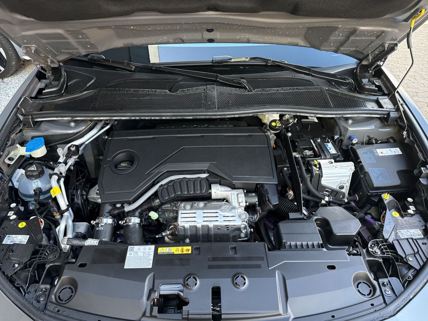 Peugeot 408 - Bild 14