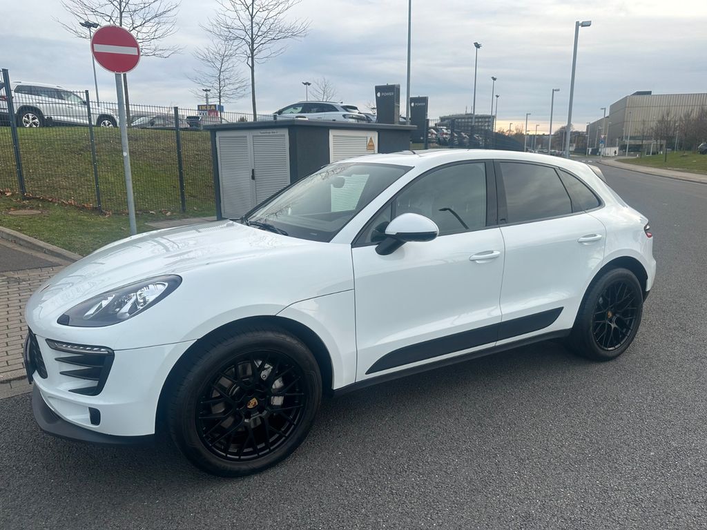 Image of Porsche Macan