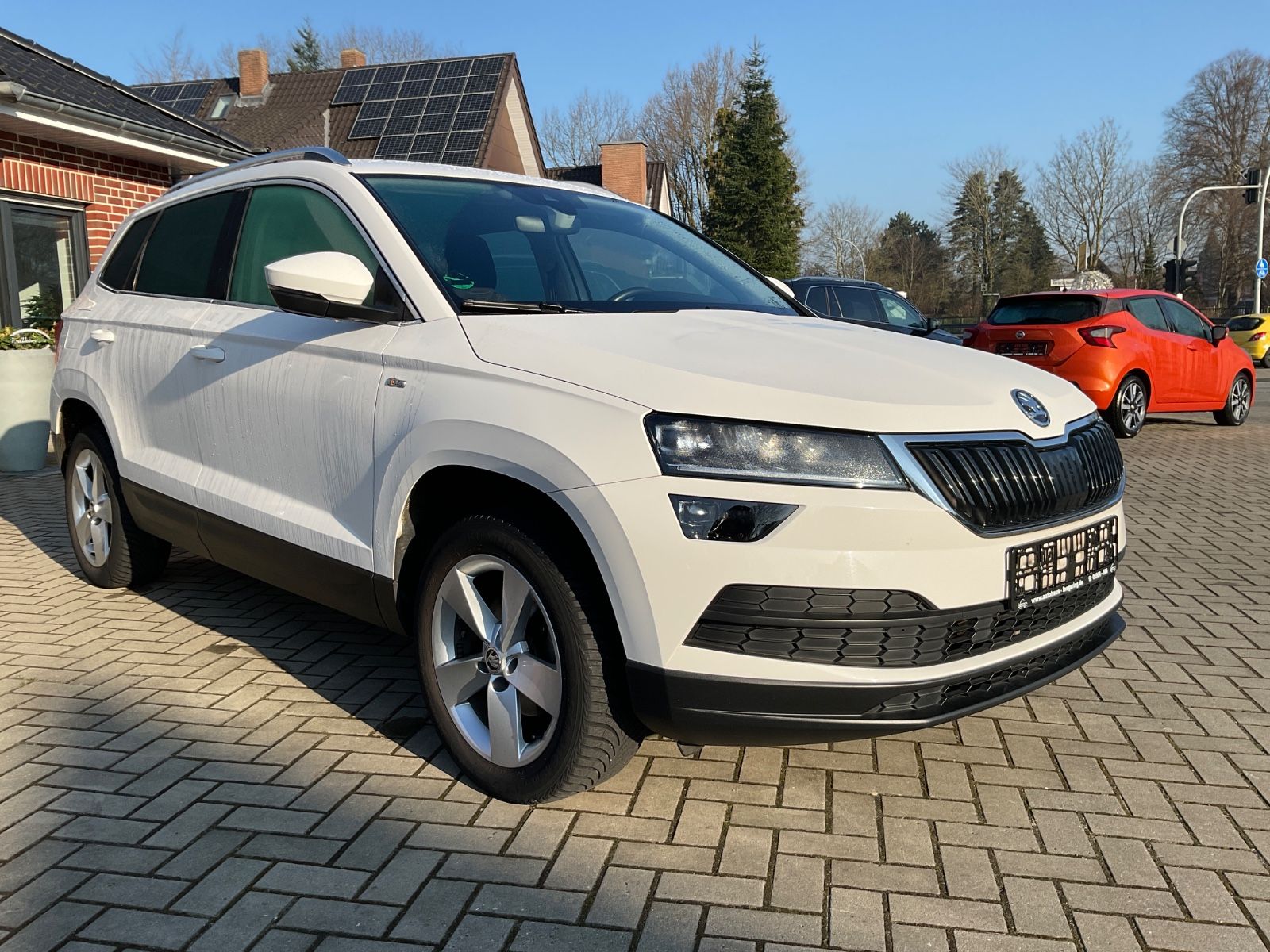 Fahrzeugabbildung SKODA Karoq 1.5 TSI DSG,CarPlay,Kamera