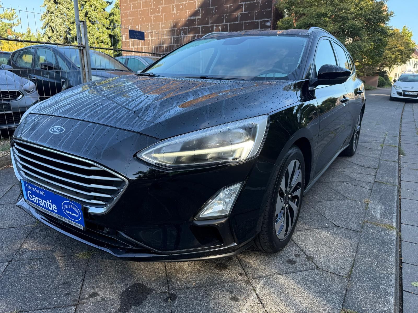 Ford Focus - 1
