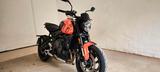 Triumph Trident 660 Reifen, Öl und Inspektion neu 