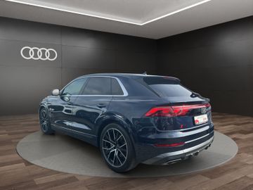 Audi Q8 - 8